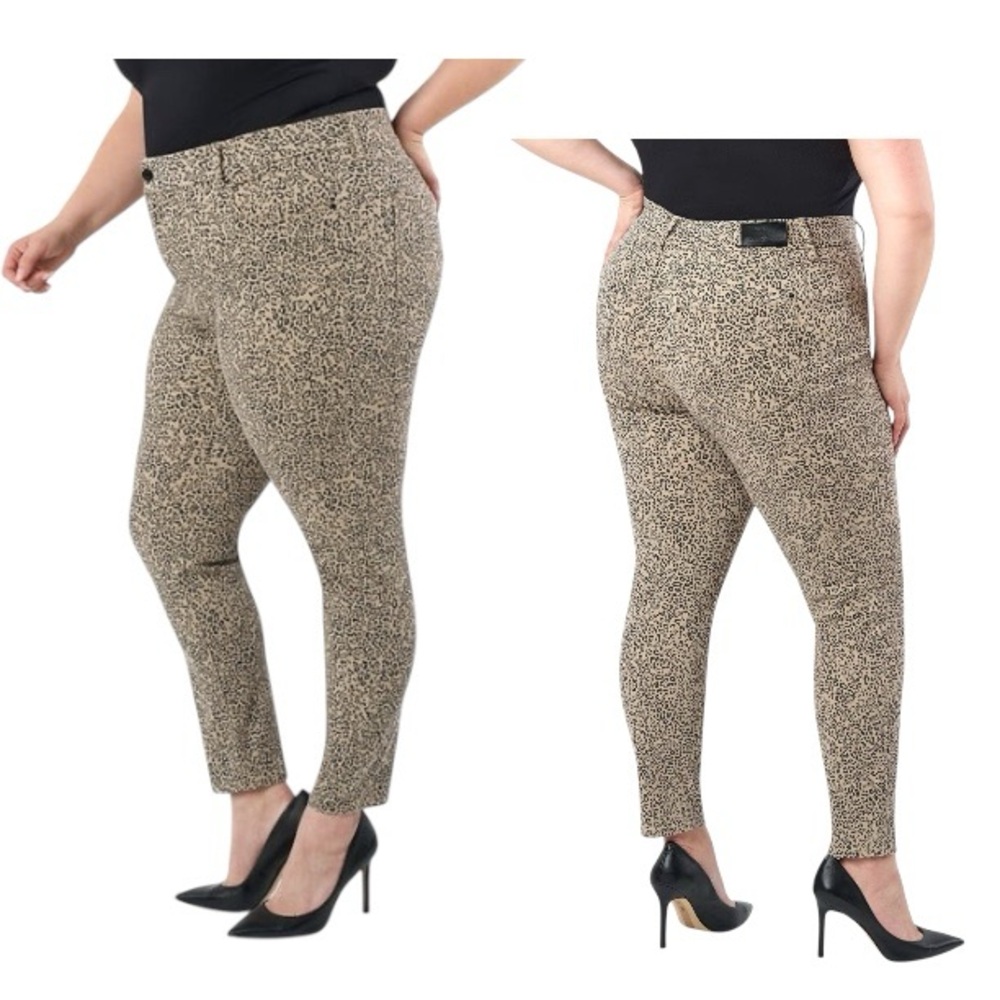 Seven 7 Tummyless Skinny Jean Animal Print Size 22W NWT